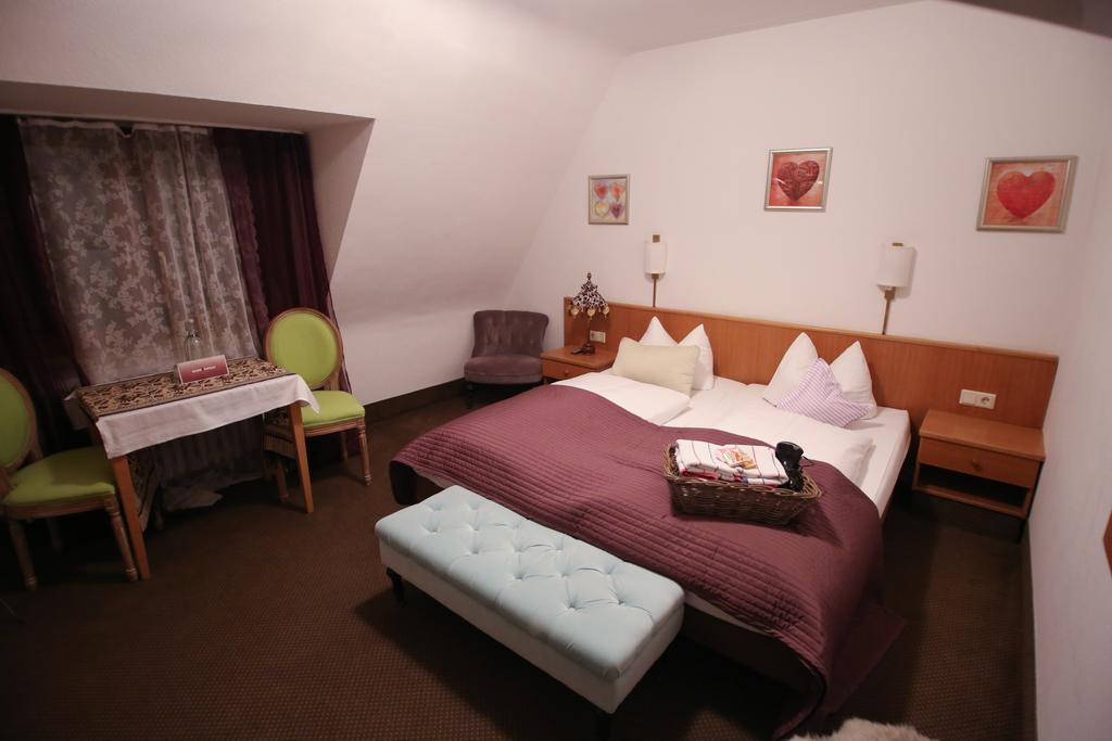 Hotel Barbarossa Garni Wurzburg Ngoại thất bức ảnh