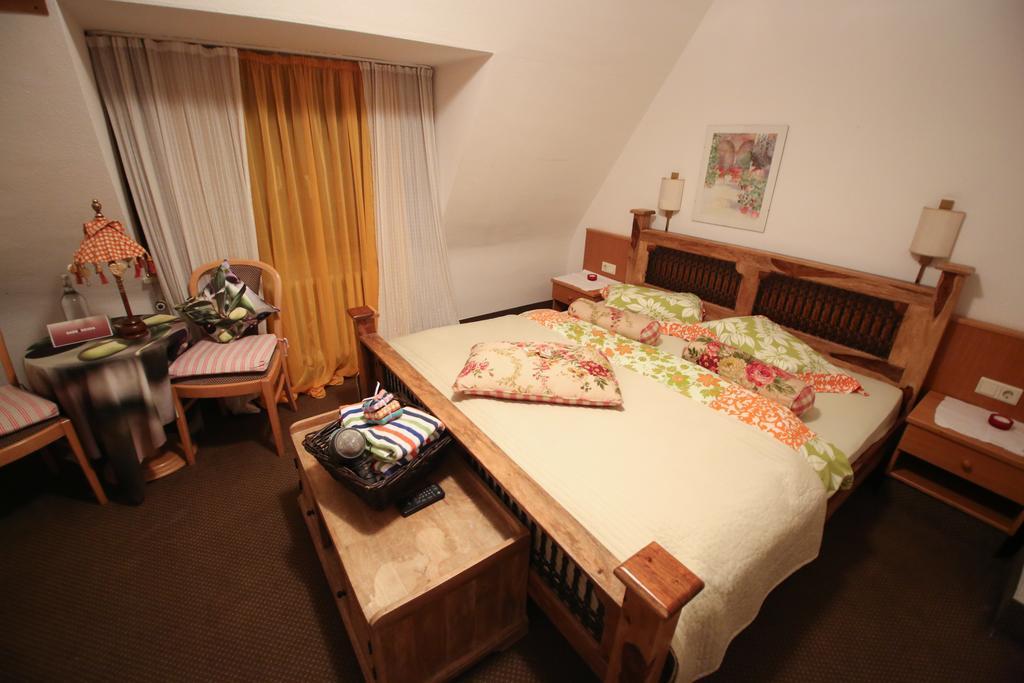 Hotel Barbarossa Garni Wurzburg Ngoại thất bức ảnh